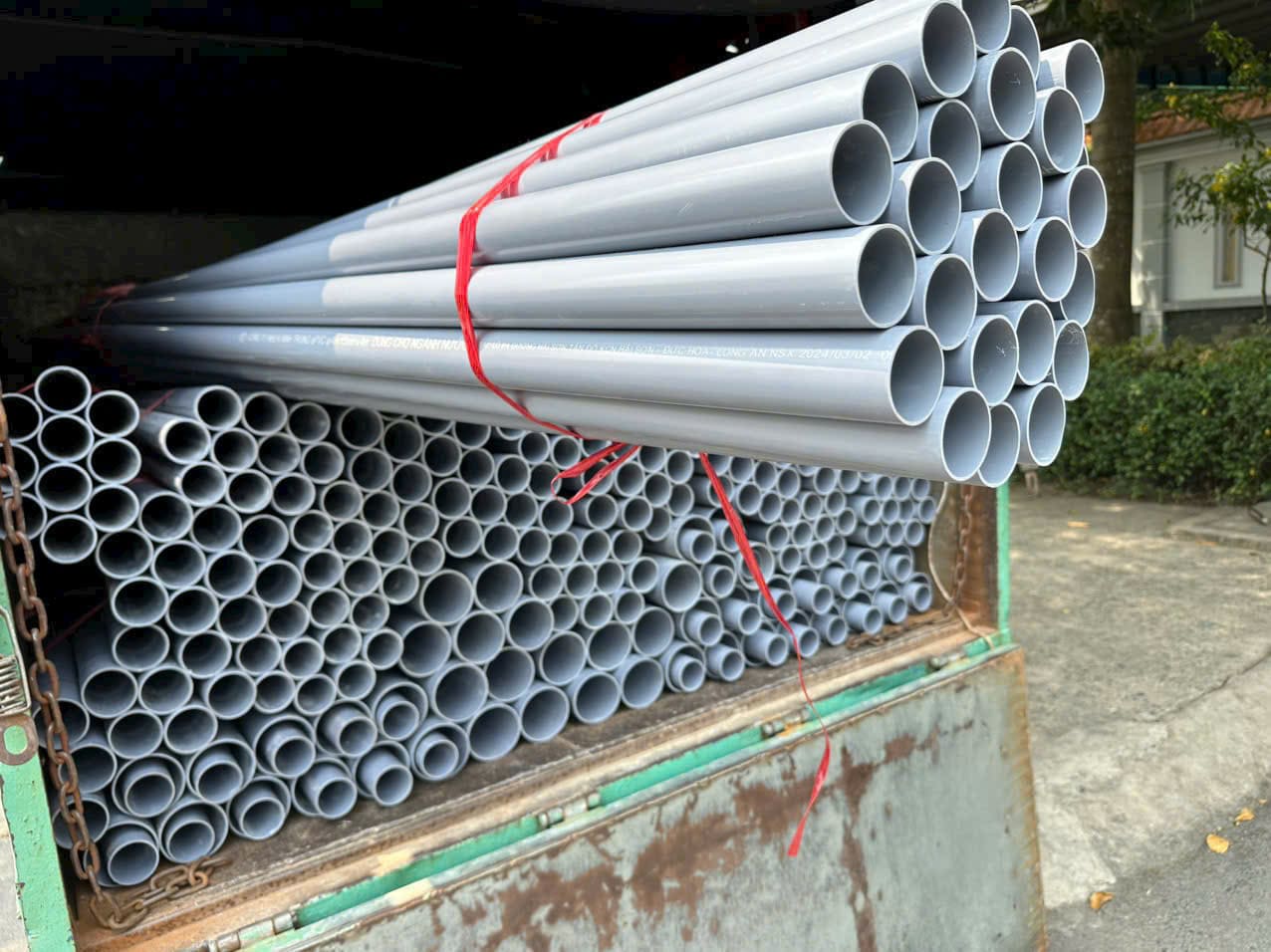 ỐNG NHỰA PVC 49 GIÁ SIÊU RẺ ỐNG NHỰA PVC 49 GIÁ SIÊU RẺ